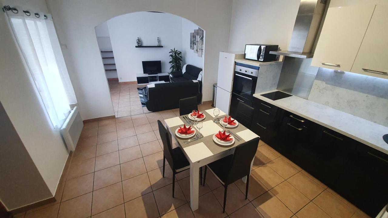 La Caverne De La Rose D'Or Apartment Orange  Exterior photo